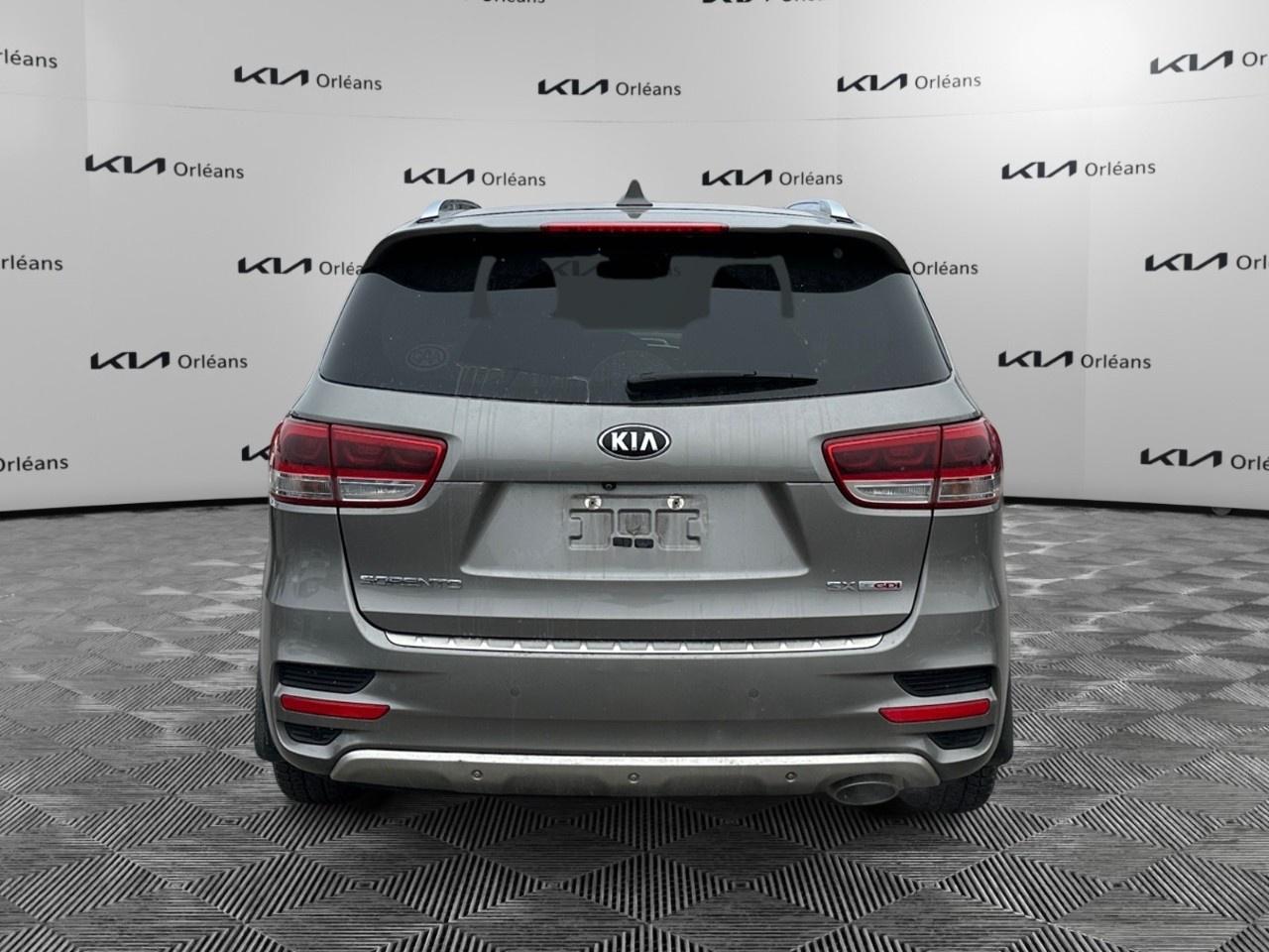 2017 Kia Sorento AWD 4dr SX Turbo Photo