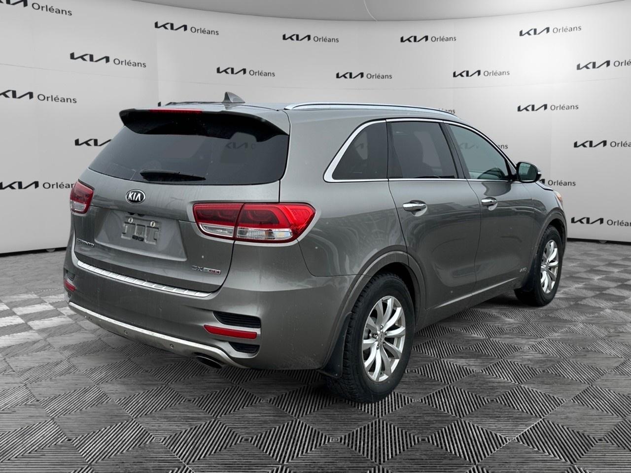 2017 Kia Sorento AWD 4dr SX Turbo Photo