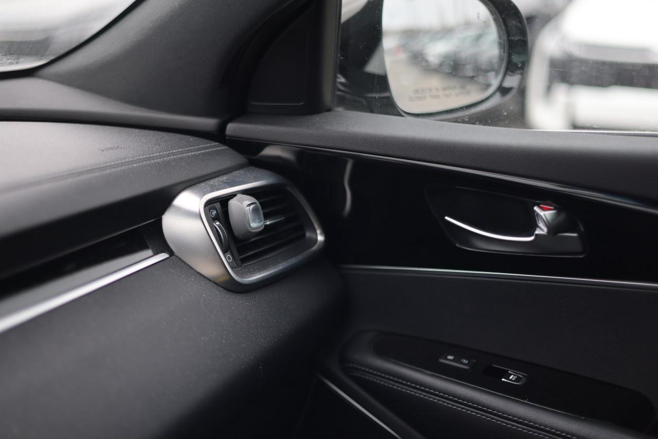 2017 Kia Sorento AWD 4dr SX Turbo Photo