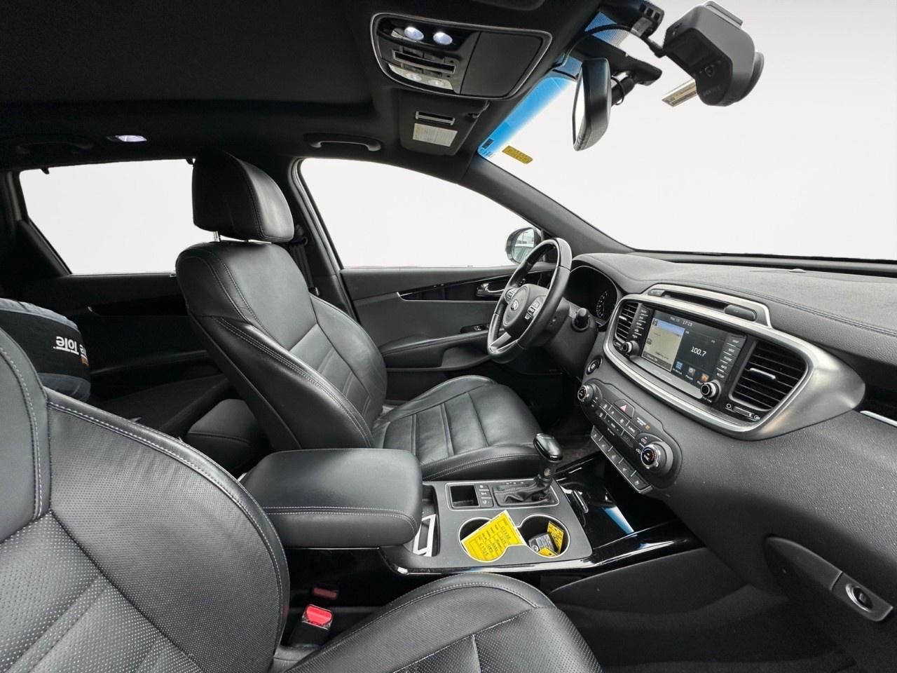 2017 Kia Sorento AWD 4dr SX Turbo Photo