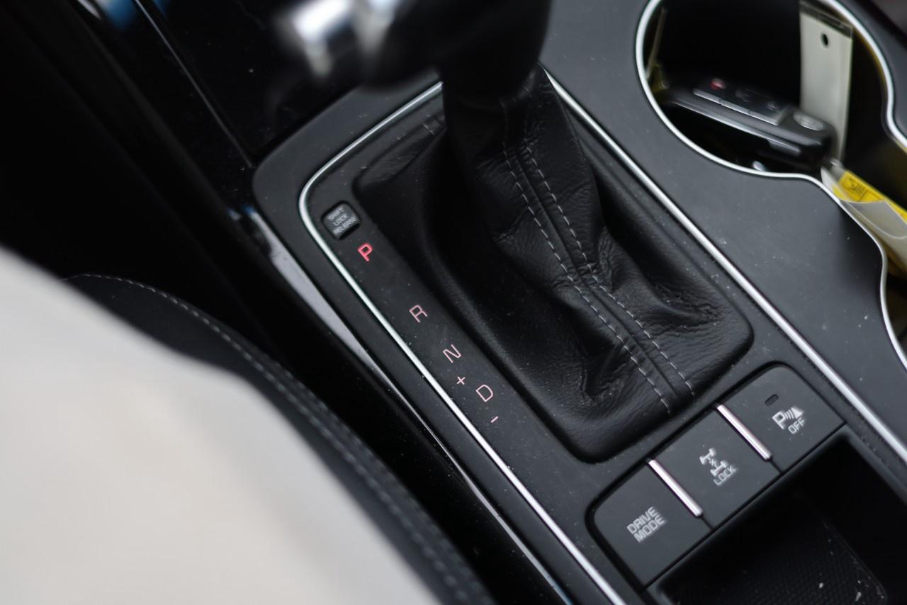 2017 Kia Sorento AWD 4dr SX Turbo Photo