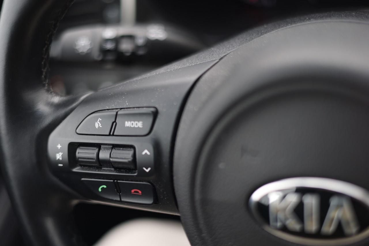 2017 Kia Sorento AWD 4dr SX Turbo Photo