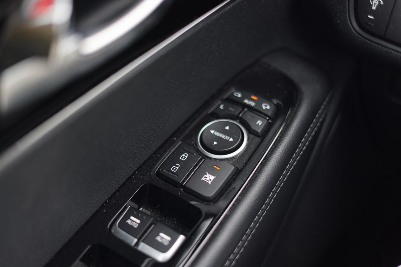 2017 Kia Sorento AWD 4dr SX Turbo Photo