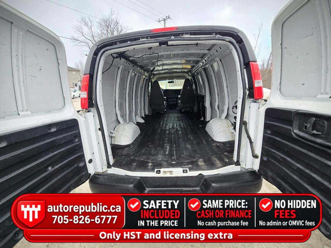 2021 GMC Savana G2500 Extended 155" Certified One Owner No Acciden Photo