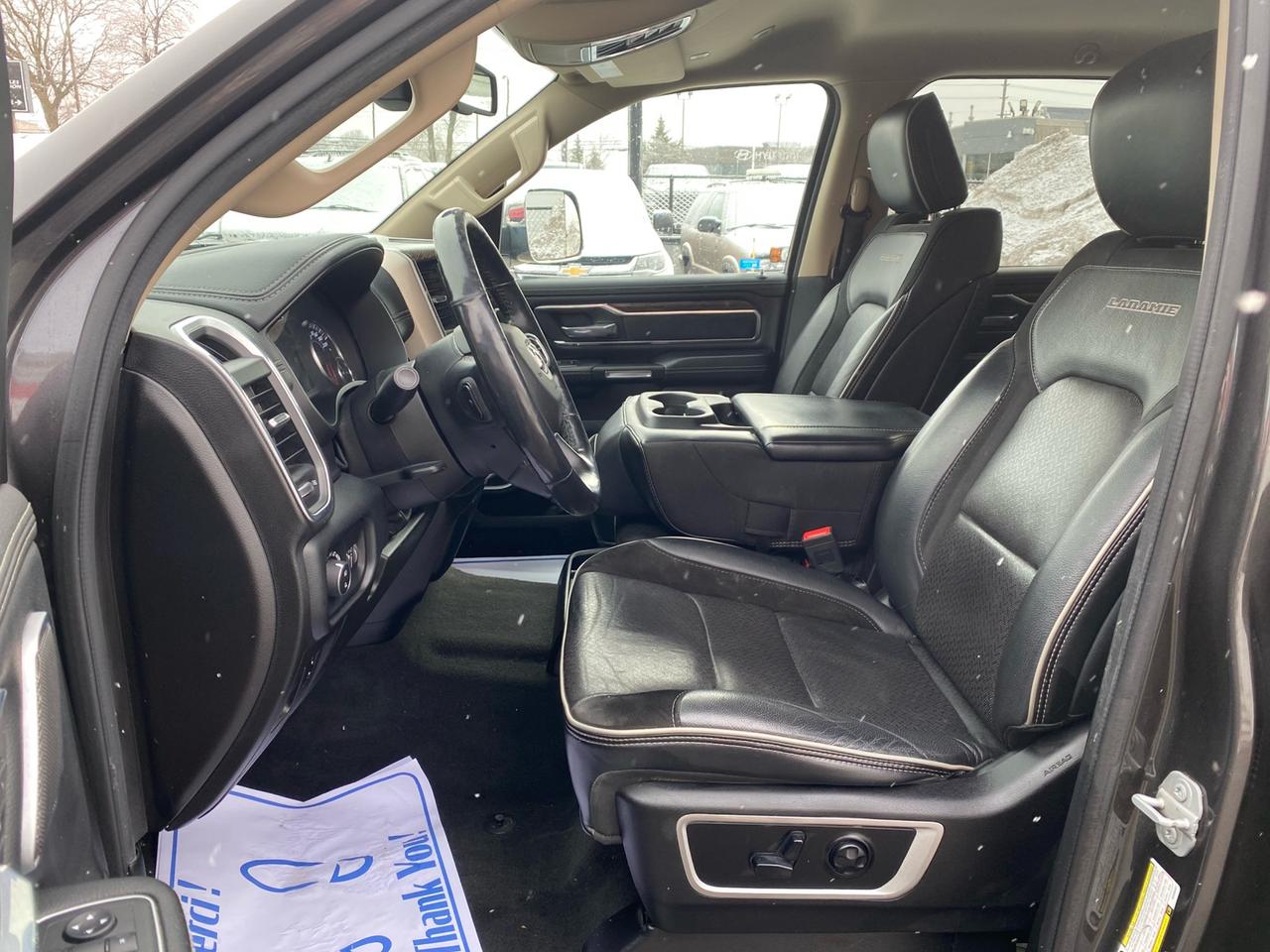 2019 RAM 1500 Laramie | Crew Cab | NAV | Heated/Vented Leather Seats Photo