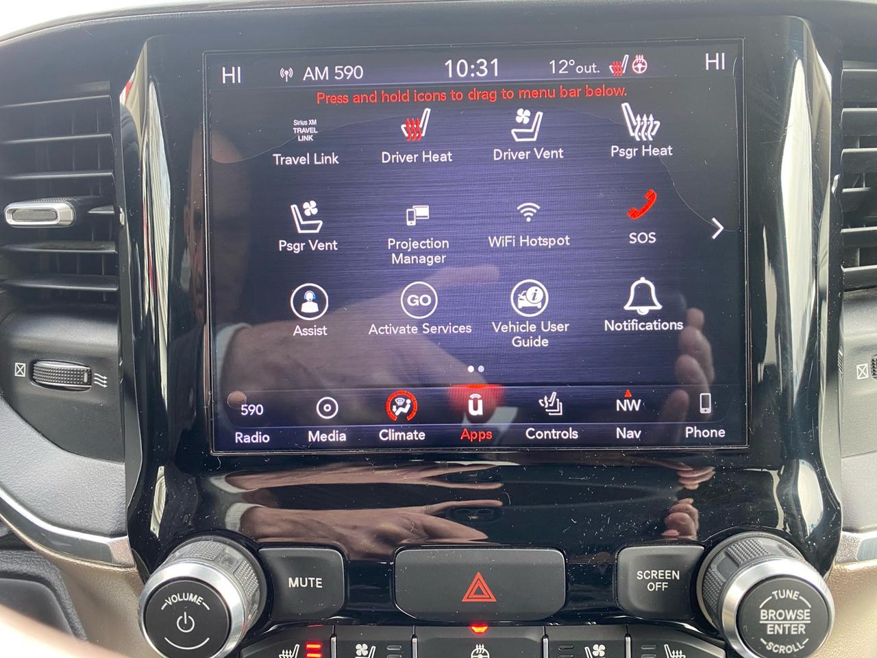 2019 RAM 1500 Laramie | Crew Cab | NAV | Heated/Vented Leather Seats Photo