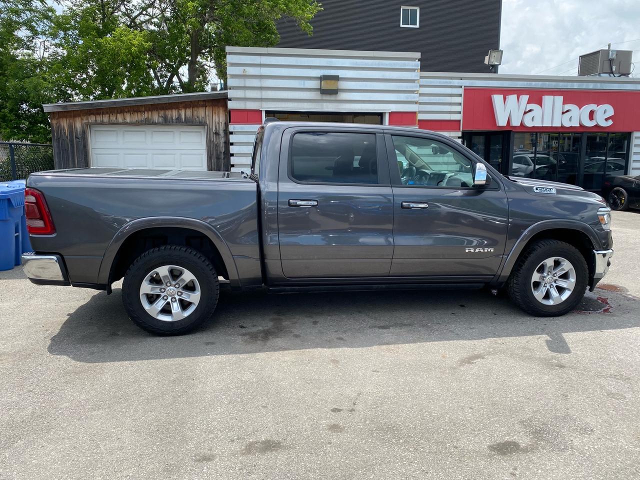 2019 RAM 1500 Laramie | Crew Cab | NAV | Heated/Vented Leather Seats Photo