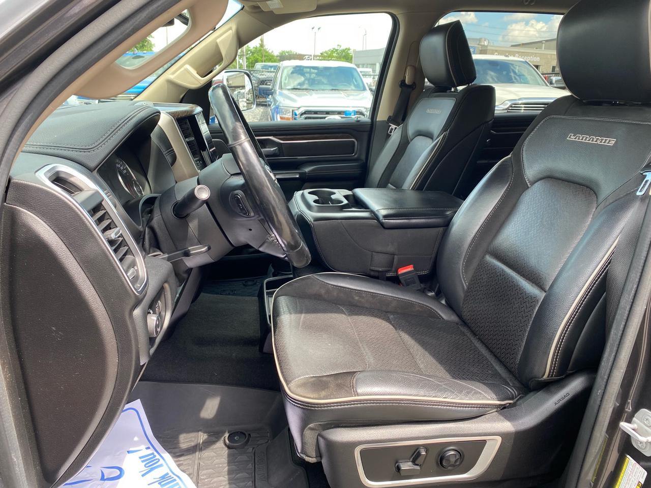 2019 RAM 1500 Laramie | Crew Cab | NAV | Heated/Vented Leather Seats Photo