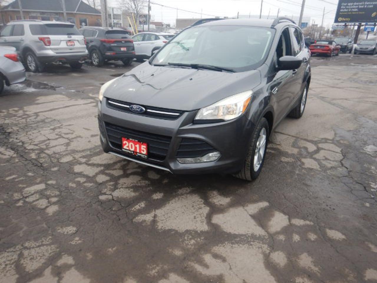 2015 Ford Escape SE Photo