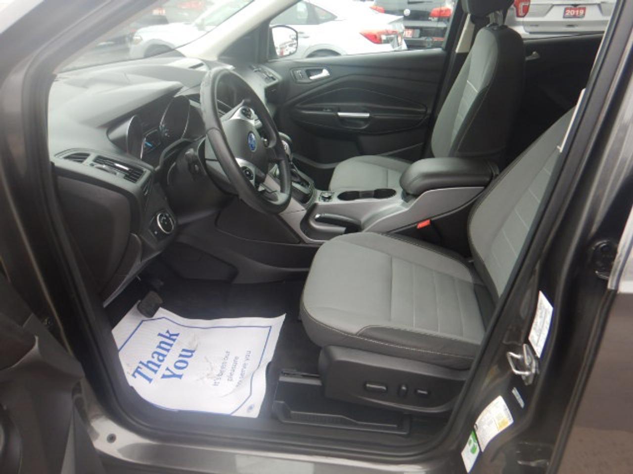 2015 Ford Escape SE Photo