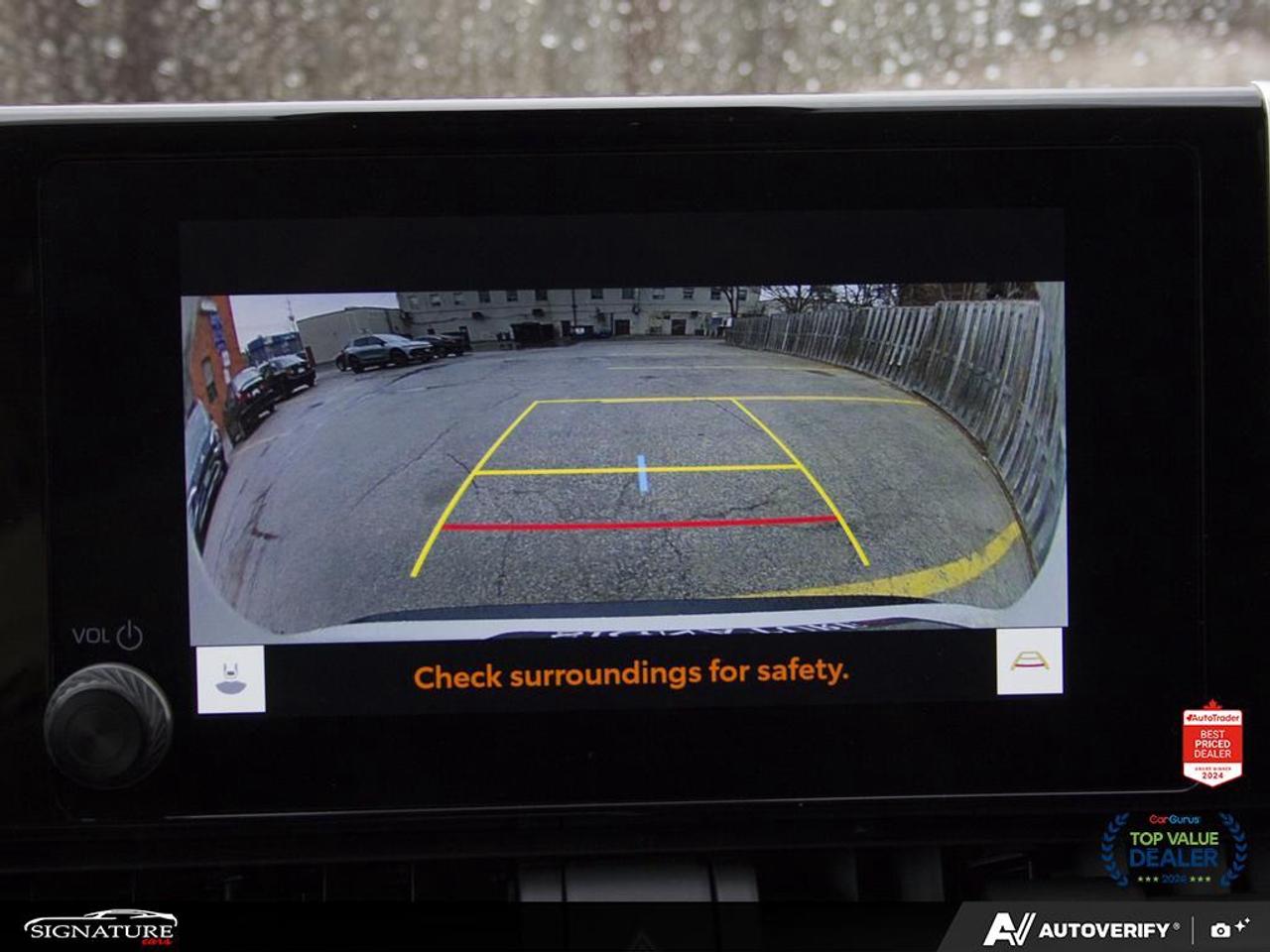 2025 Toyota RAV4 LE AWD  No Accident Carplay BSM Htd Seats Photo