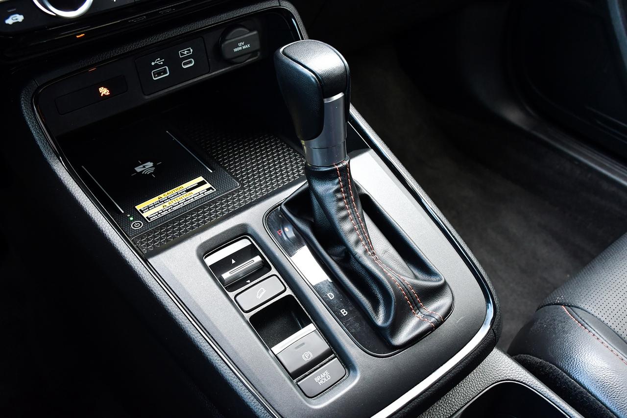 2024 Honda CR-V Hybrid Touring AWD No Accident Navigation Sunroof Leather Photo