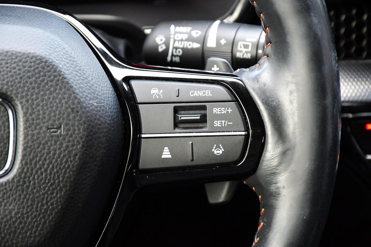 2024 Honda CR-V Hybrid Touring AWD No Accident Navigation Sunroof Leather Photo