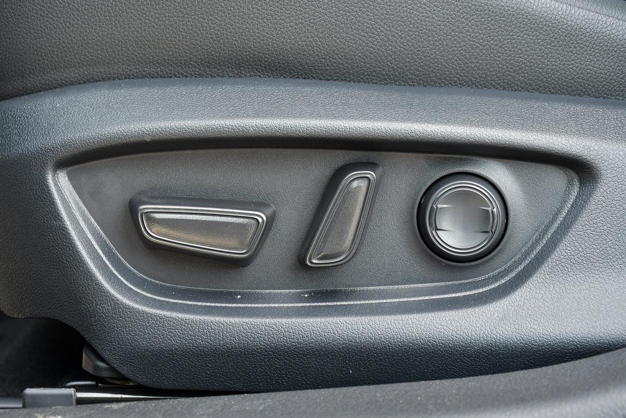 2025 Toyota Camry HYBRID XSE No Accident 360Cam Panoroof Leather ACC Photo