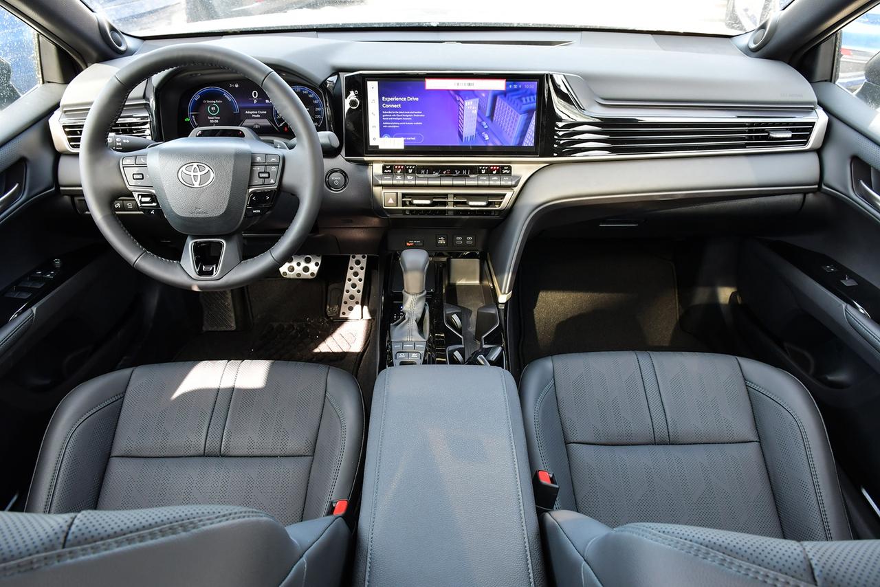 2025 Toyota Camry HYBRID XSE No Accident 360Cam Panoroof Leather ACC Photo