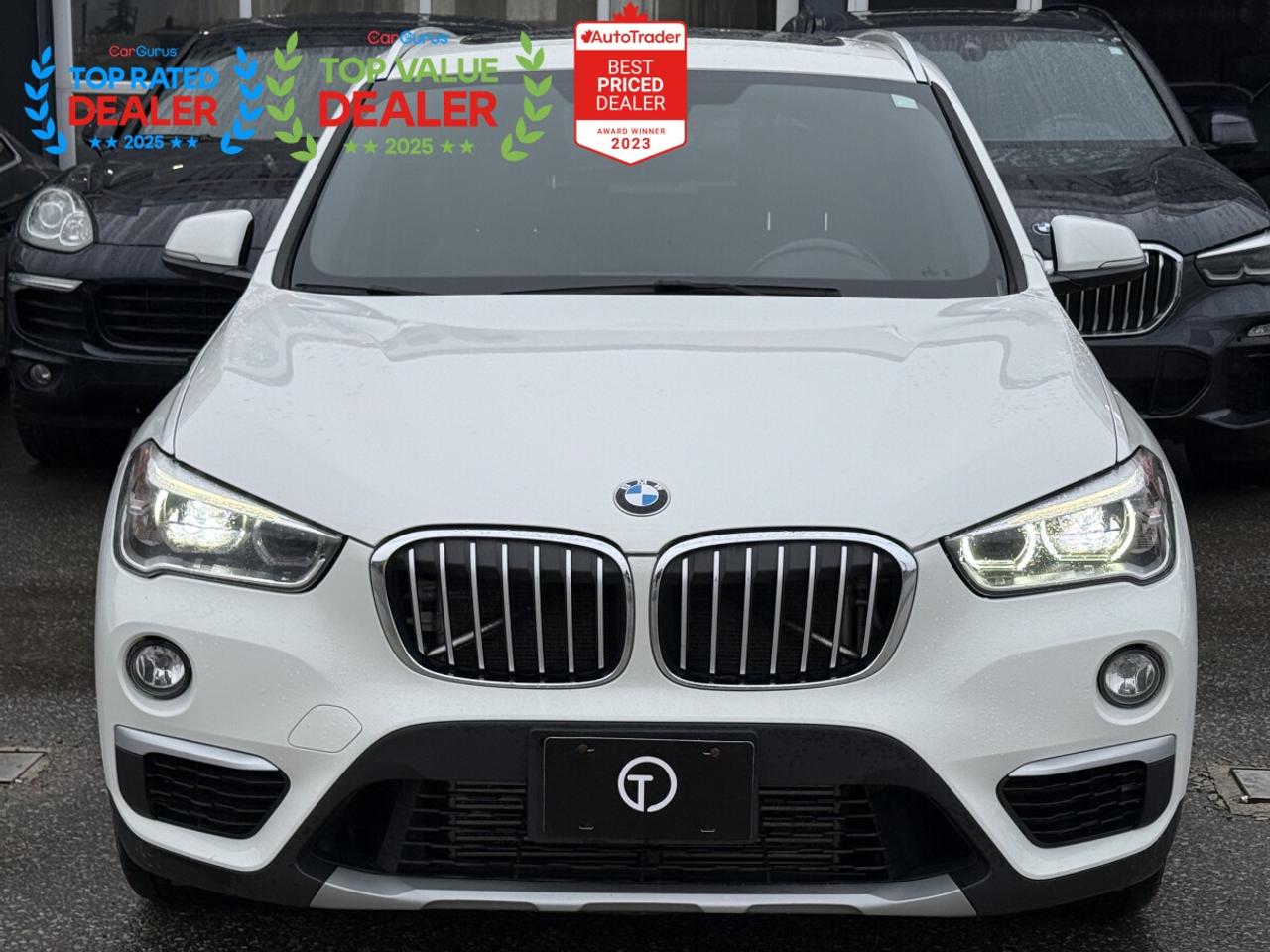 2017 BMW X1 | PREMIUM PKG | HUD | PANO | NAVI | BACK UP CAMERA Photo