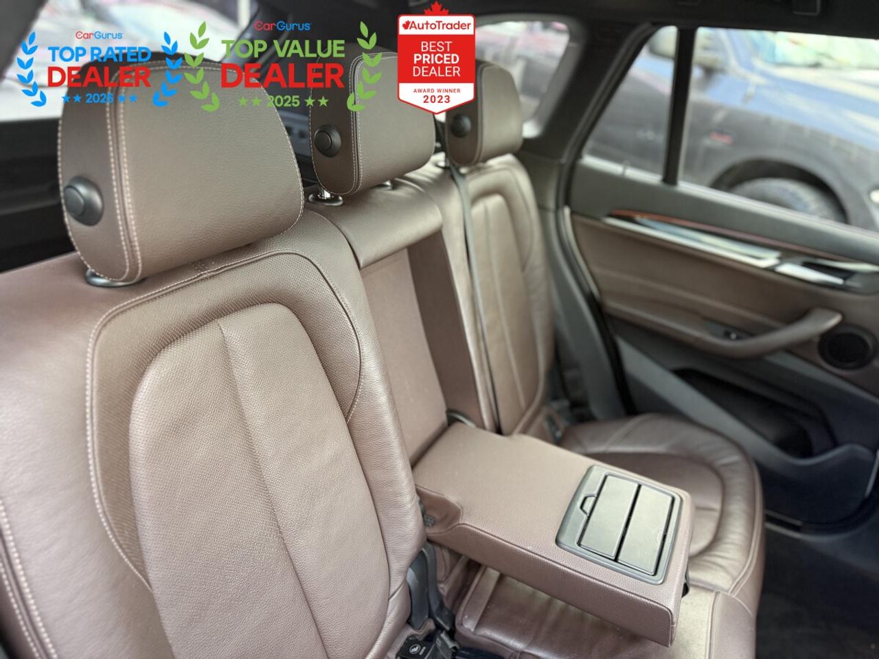 2017 BMW X1 | PREMIUM PKG | HUD | PANO | NAVI | BACK UP CAMERA Photo