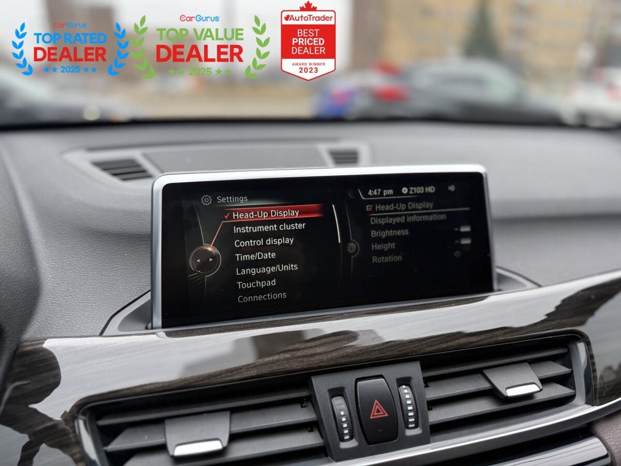 2017 BMW X1 | PREMIUM PKG | HUD | PANO | NAVI | BACK UP CAMERA Photo