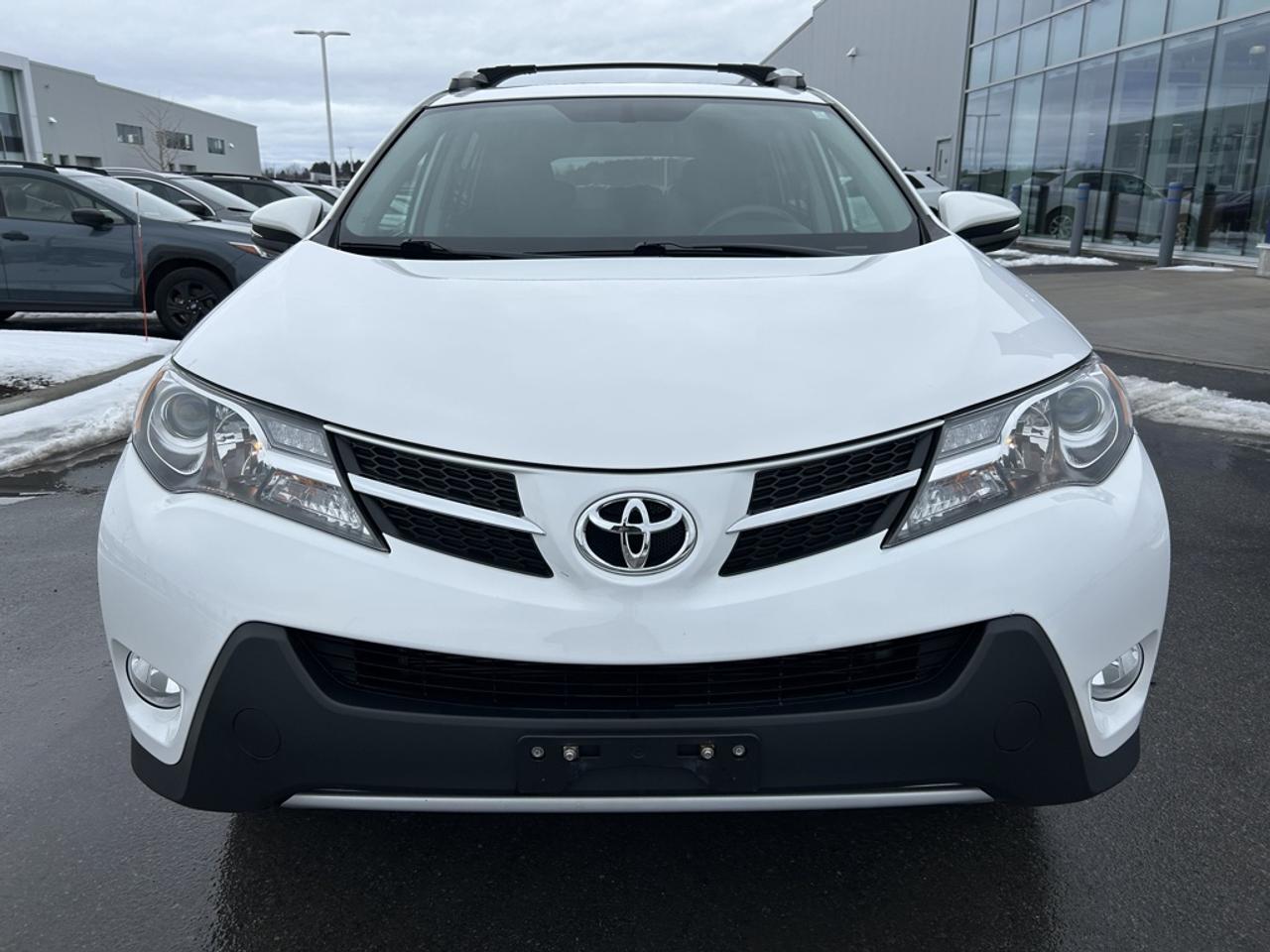 2014 Toyota RAV4 XLE  - Sunroof -  Heated Seats Photo