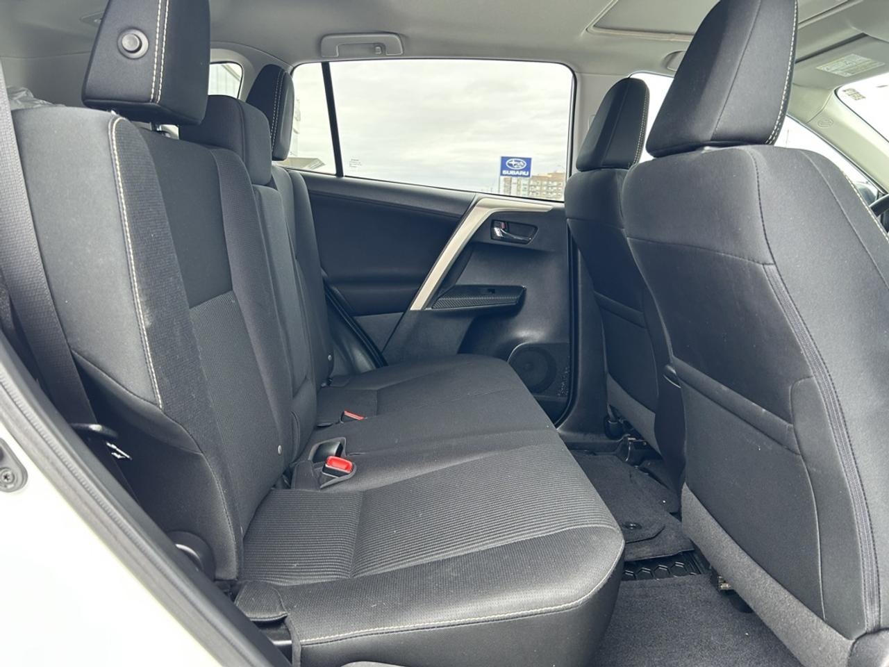 2014 Toyota RAV4 XLE  - Sunroof -  Heated Seats Photo