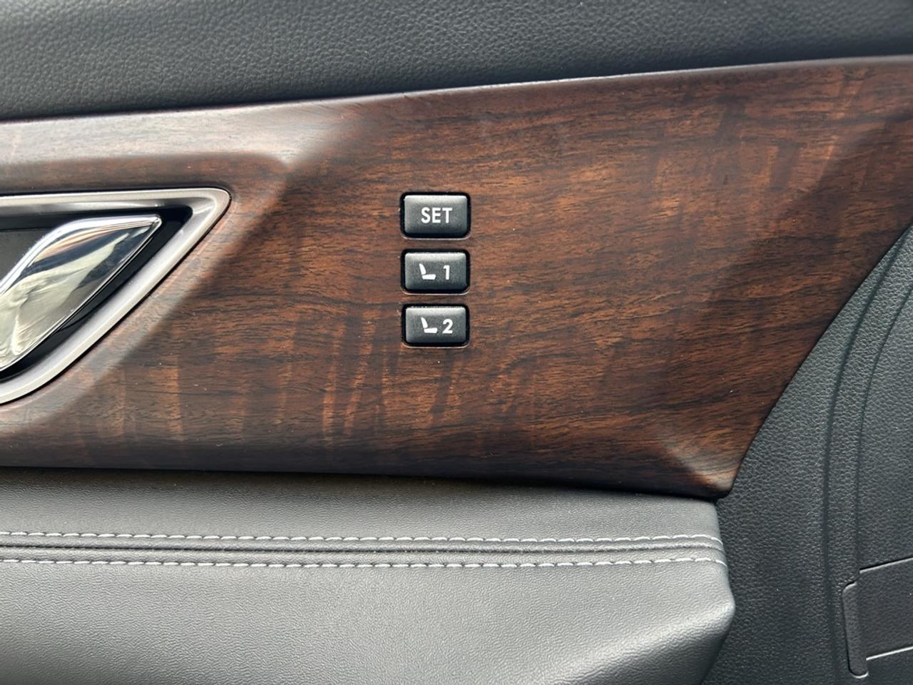 2024 Subaru ASCENT Premier  - Leather Seats -  Cooled Seats Photo