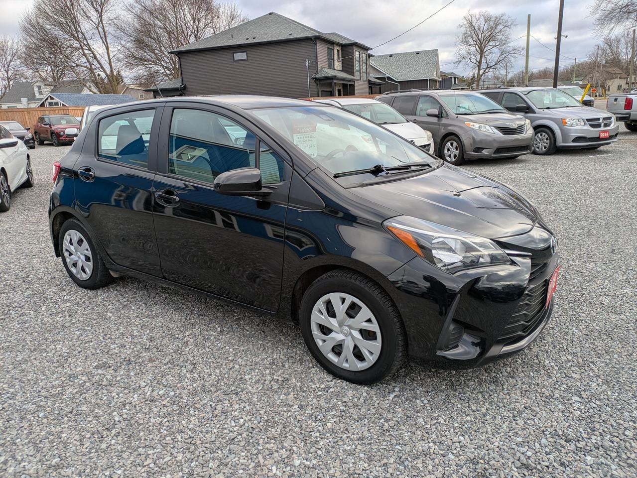 2018 Toyota Yaris LE Photo