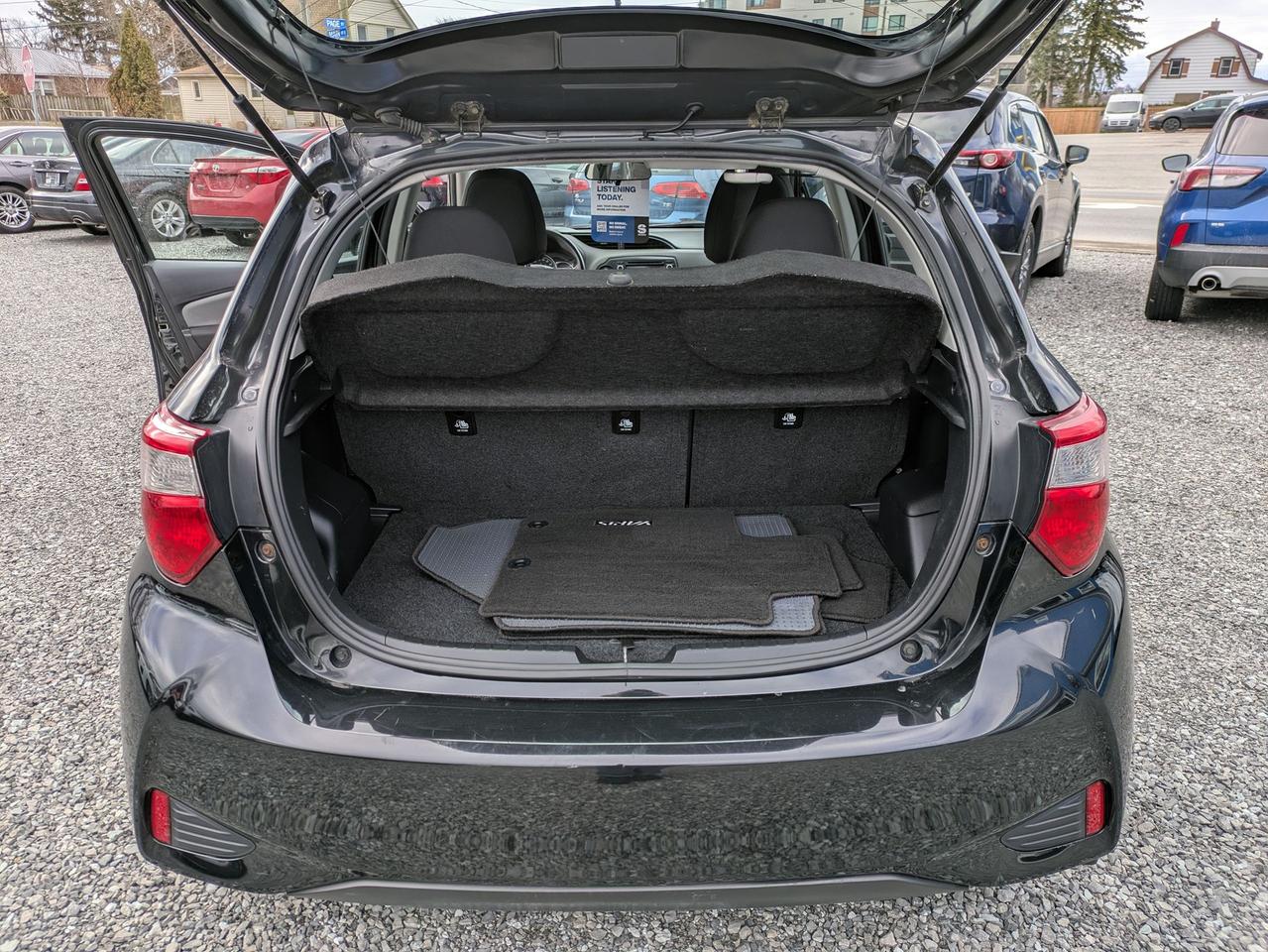 2018 Toyota Yaris LE Photo