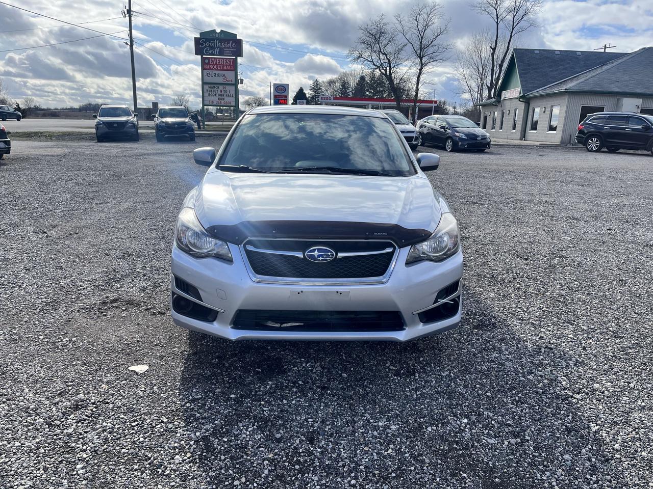 2016 Subaru Impreza 2.0i Photo3