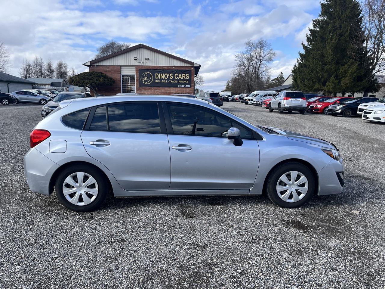 2016 Subaru Impreza 2.0i Photo