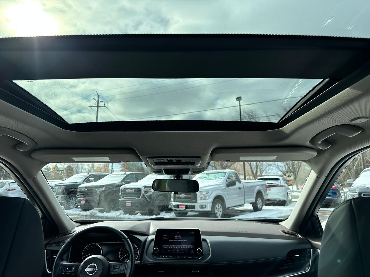 2023 Nissan Rogue SV Midnight AWD PanoRoof HTD-LTHR SkyCam Dual-A/C Photo