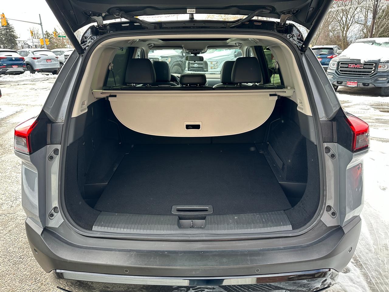 2023 Nissan Rogue SV Midnight AWD PanoRoof HTD-LTHR SkyCam Dual-A/C Photo