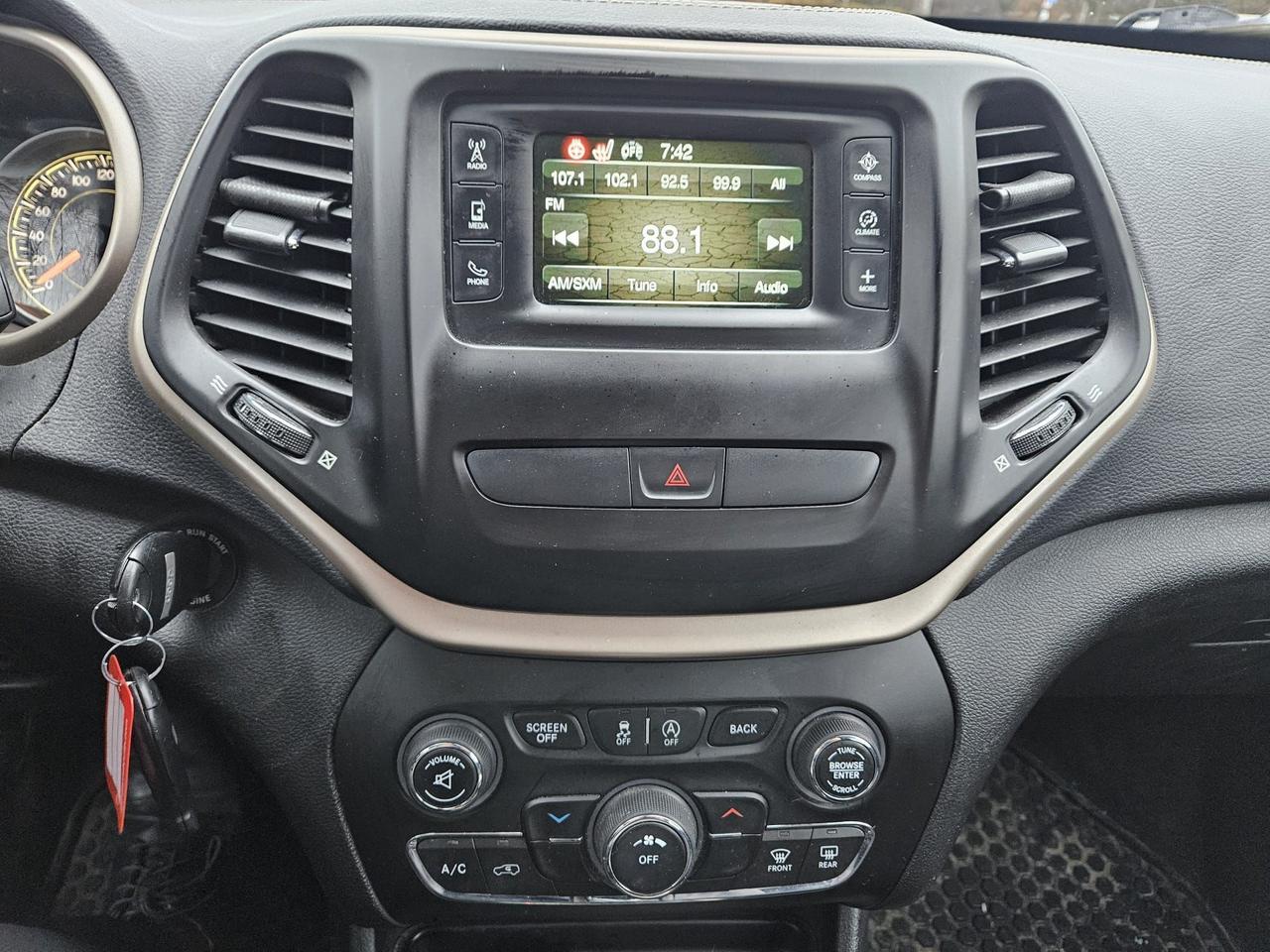2015 Jeep Cherokee 4WD 4Dr Sport Photo