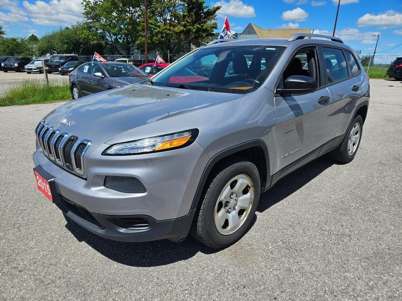 2015 Jeep Cherokee 4WD 4Dr Sport Photo2