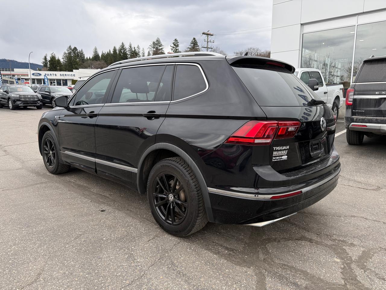 2021 Volkswagen Tiguan Highline Photo2