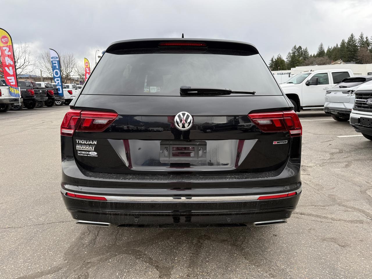 2021 Volkswagen Tiguan Highline Photo3