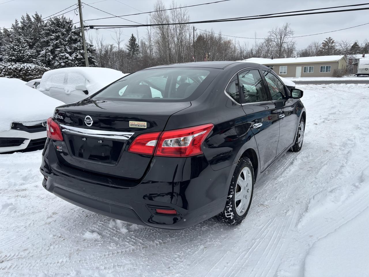 2016 Nissan Sentra S Photo