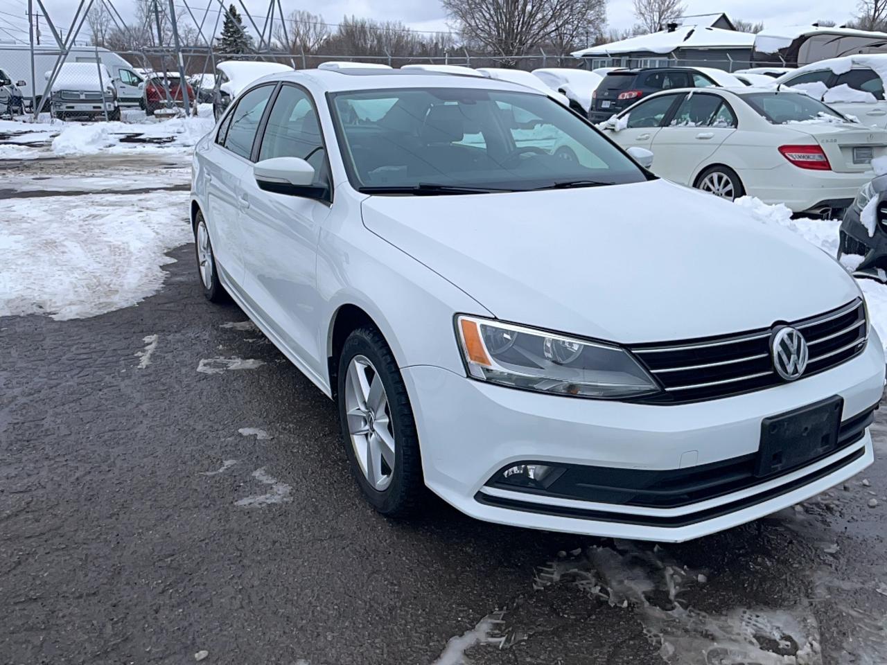 2016 Volkswagen Jetta 1.8T Sport Photo