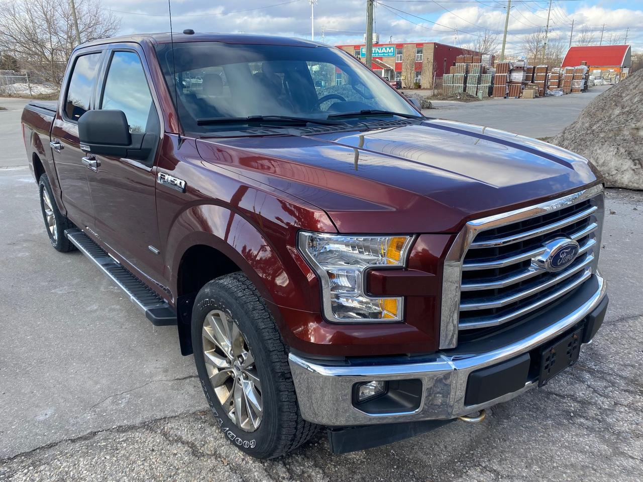 2017 Ford F-150 XLT Photo3