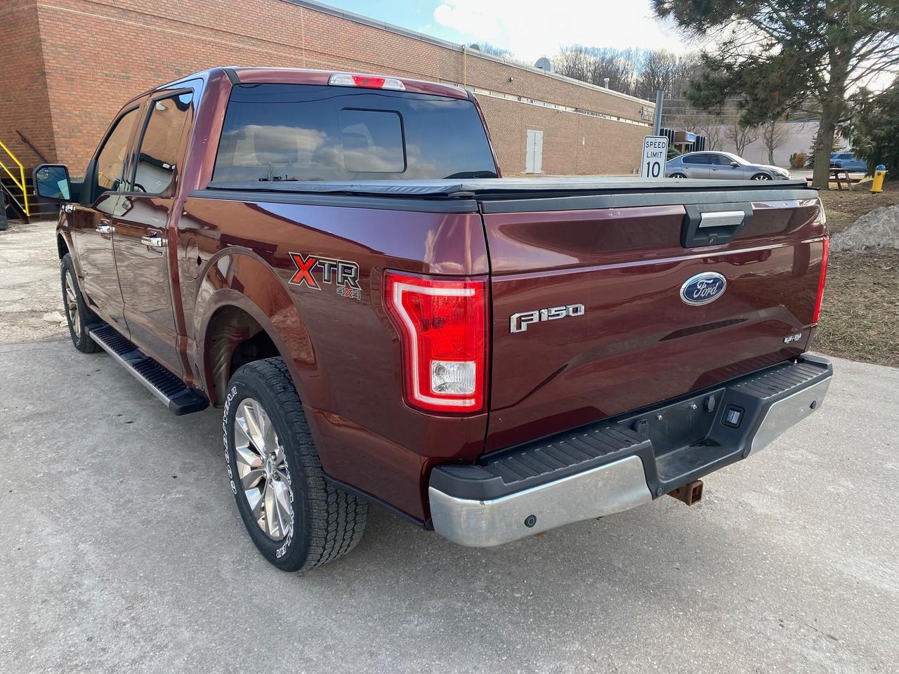 2017 Ford F-150 XLT Photo