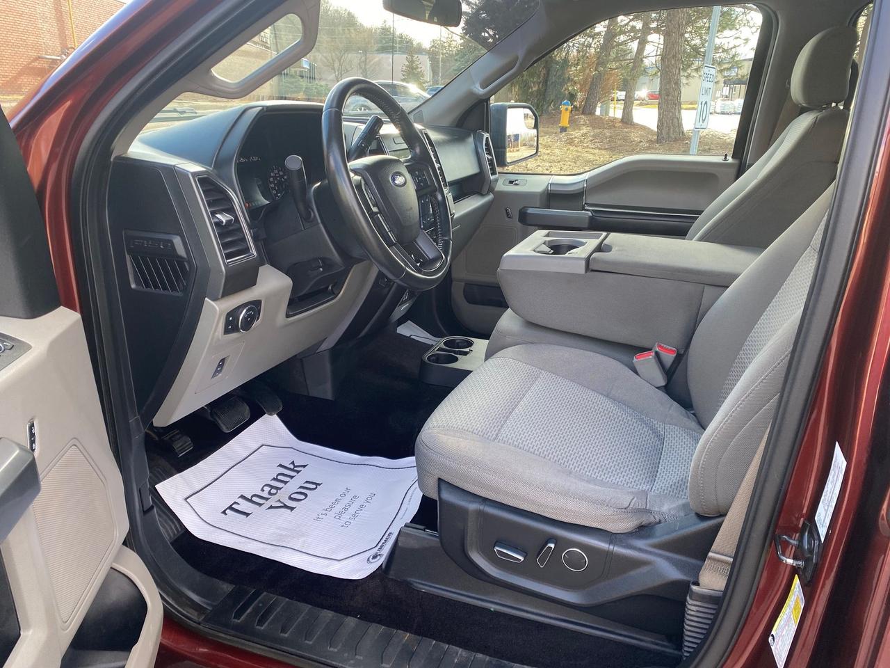 2017 Ford F-150 XLT Photo