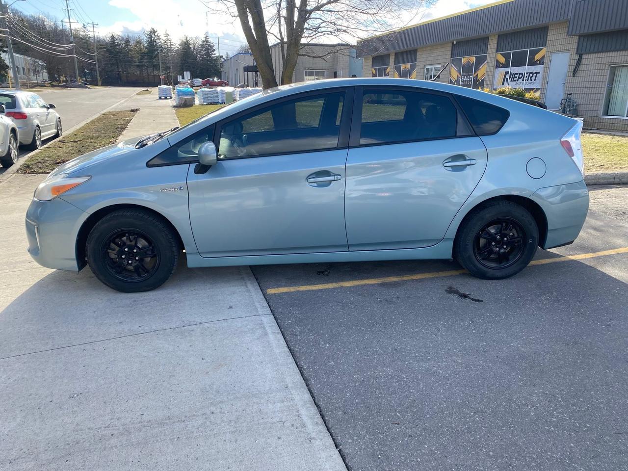 Used 2012 Toyota Prius Base for sale in Waterloo, ON