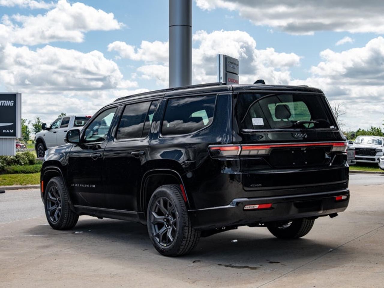 2026 Jeep Grand Wagoneer Limited Altitude Photo