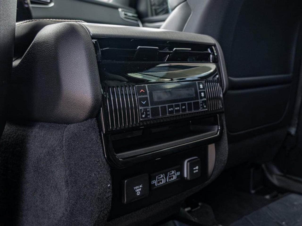 2026 Jeep Grand Wagoneer Limited Altitude Photo