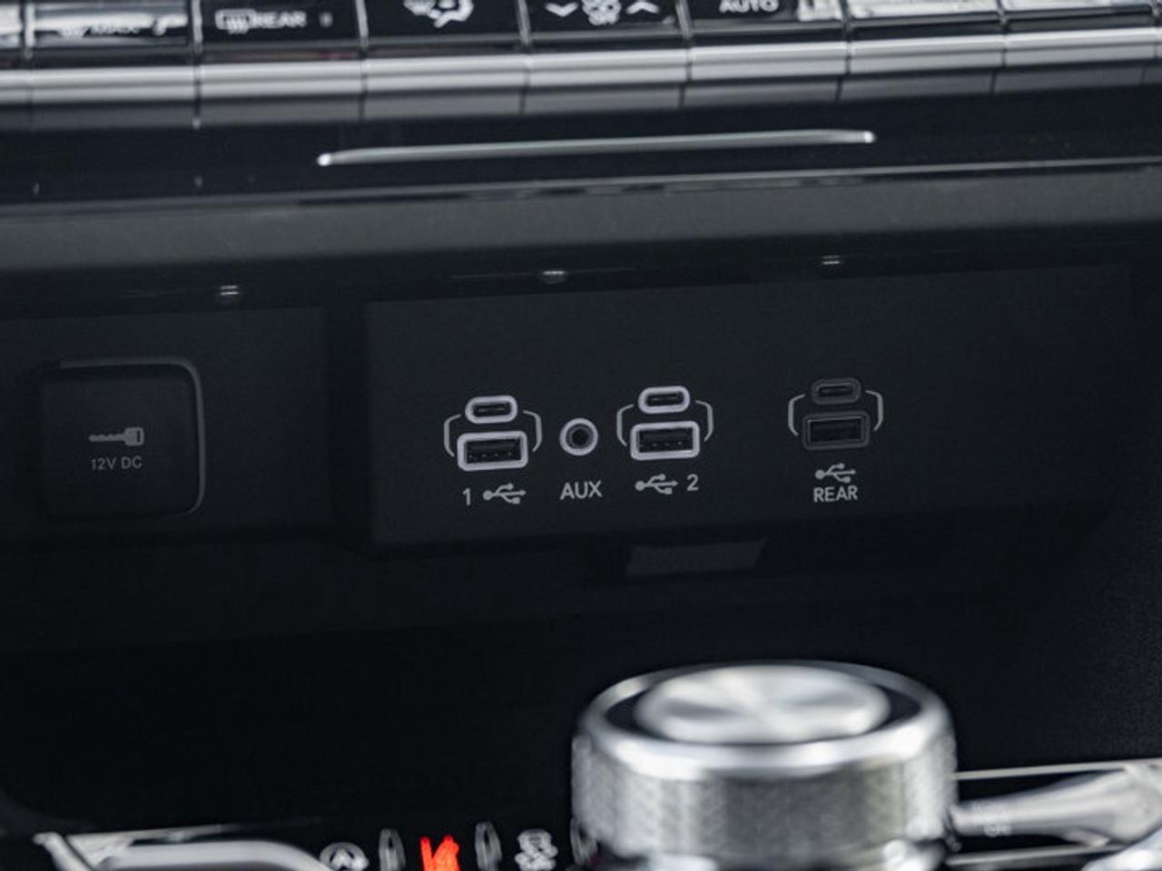 2026 Jeep Grand Wagoneer Limited Altitude Photo