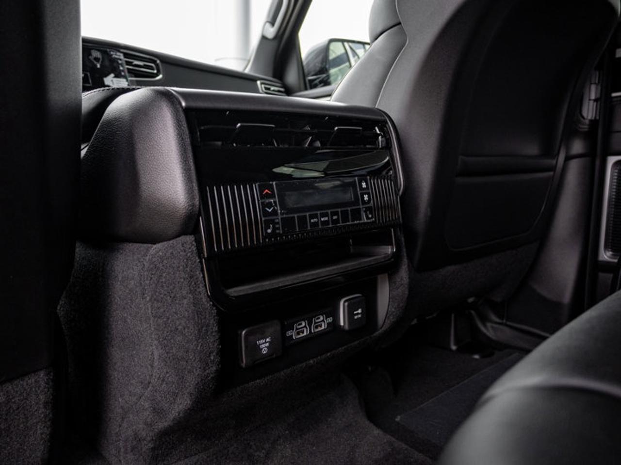 2026 Jeep Grand Wagoneer Limited Altitude Photo