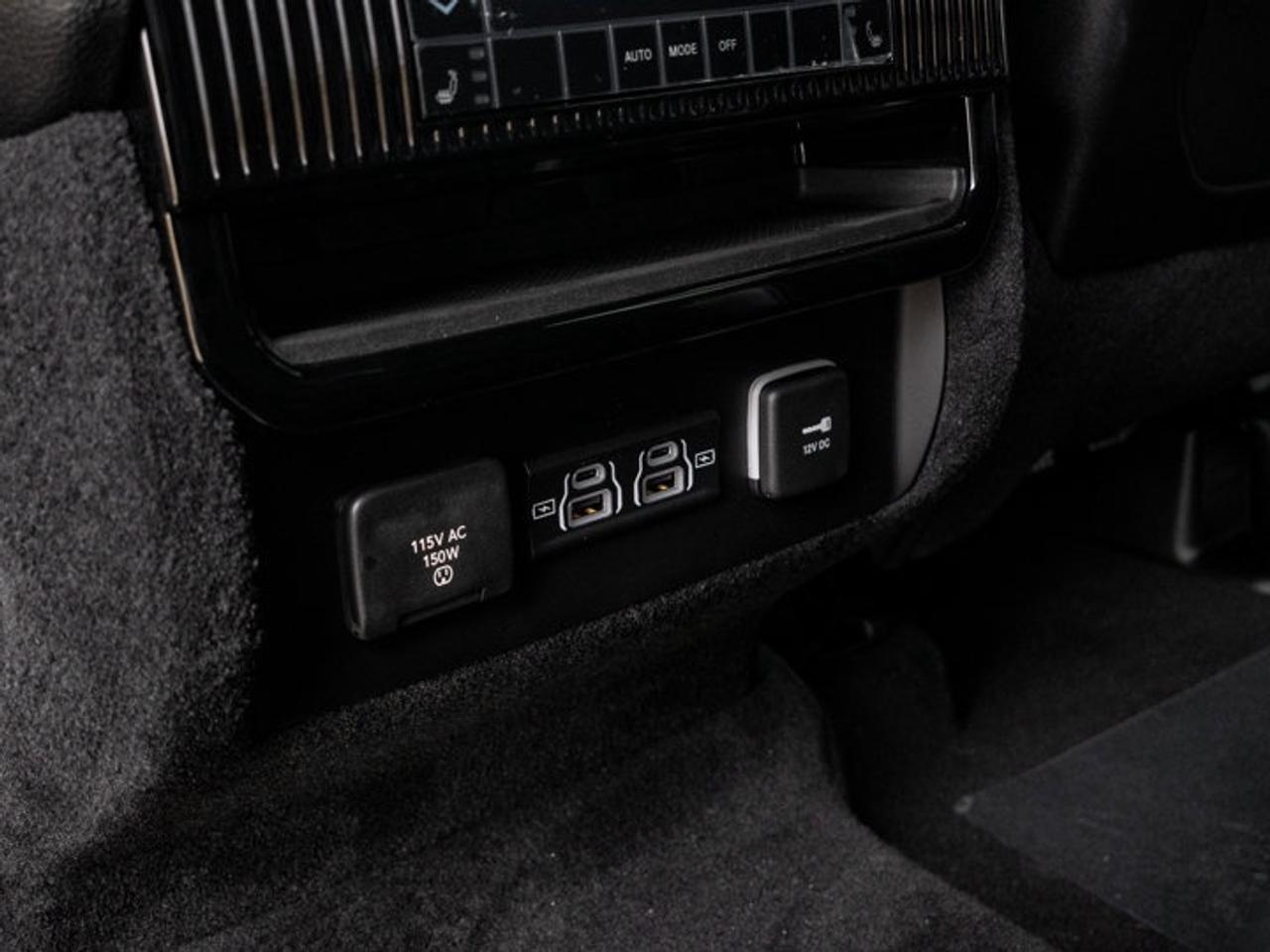 2026 Jeep Grand Wagoneer Limited Altitude Photo