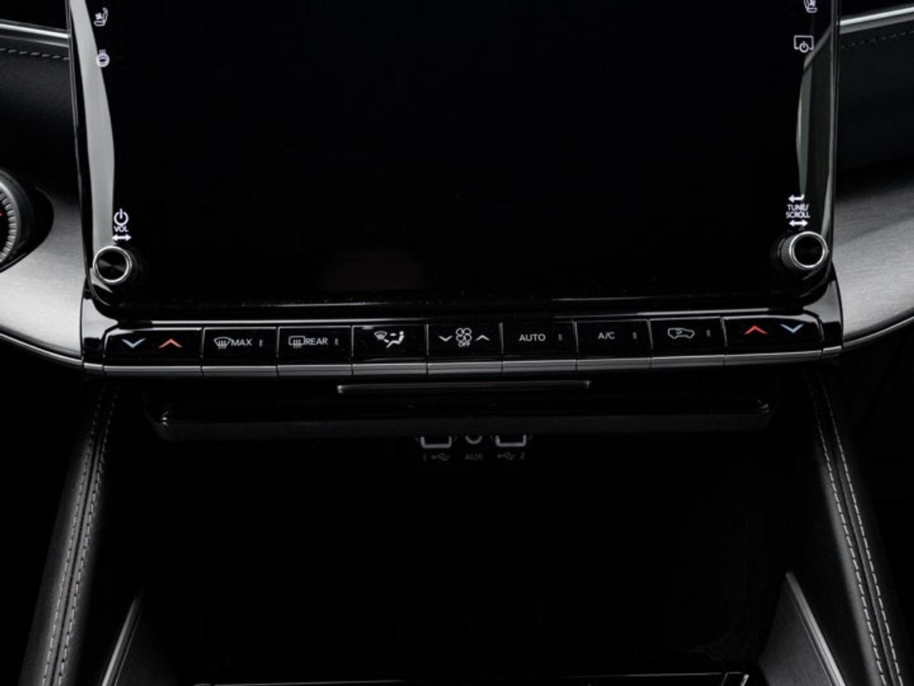 2026 Jeep Grand Wagoneer Limited Altitude Photo