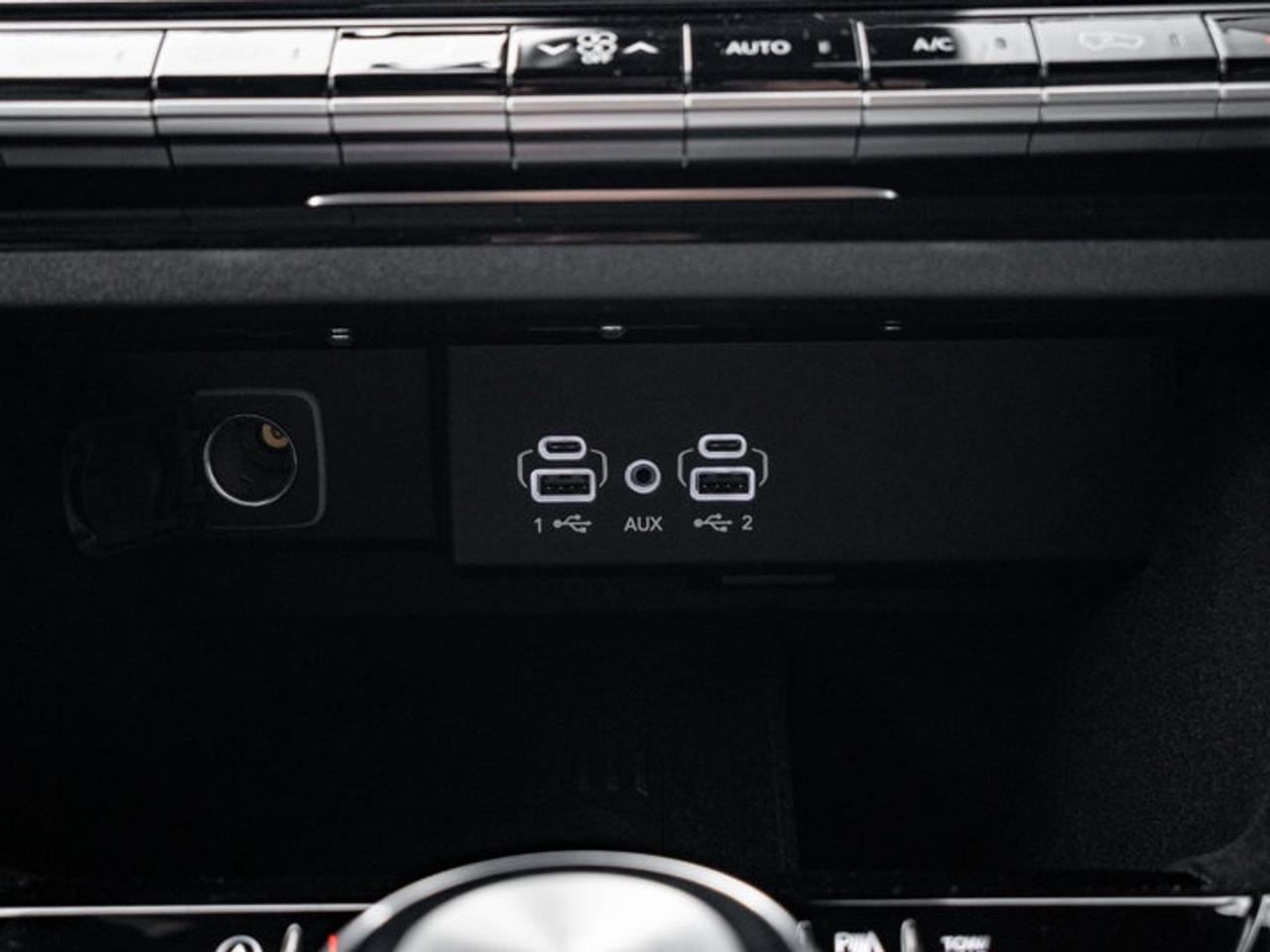 2026 Jeep Grand Wagoneer Limited Altitude Photo