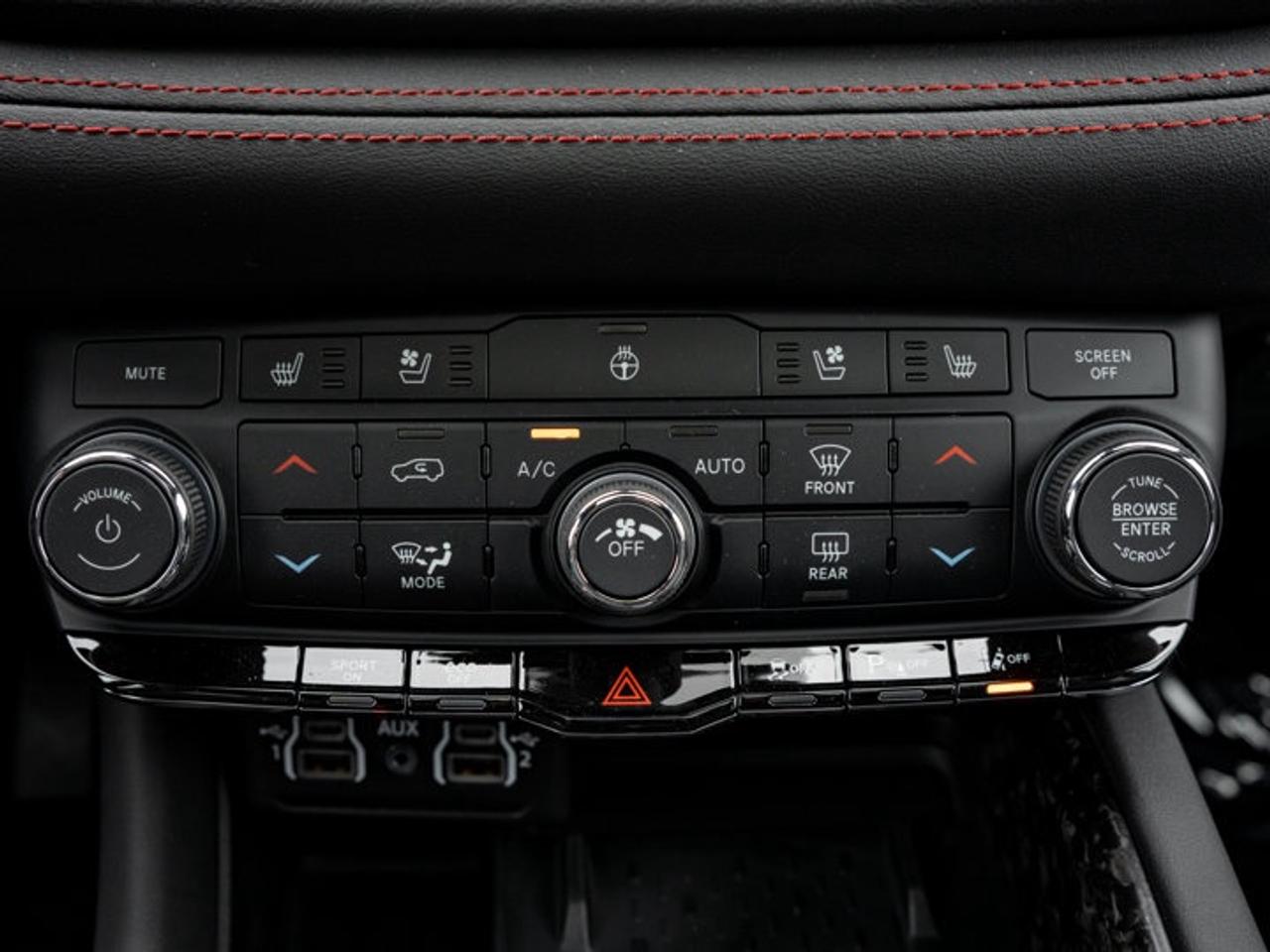 2026 Dodge Durango GT HEMI V8 Premium Photo