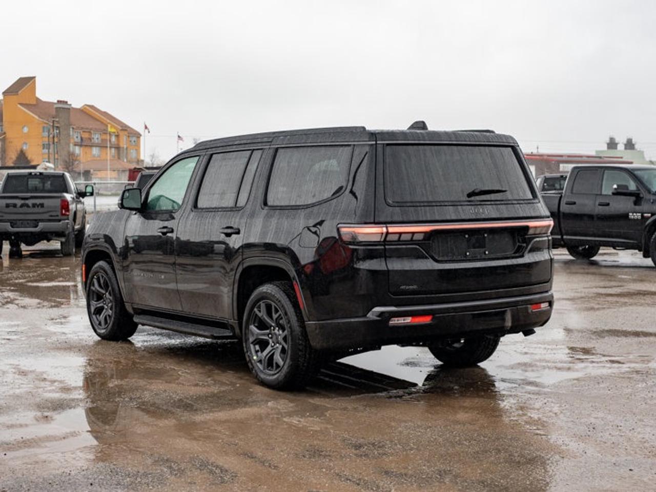 2026 Jeep Grand Wagoneer Limited Altitude Photo